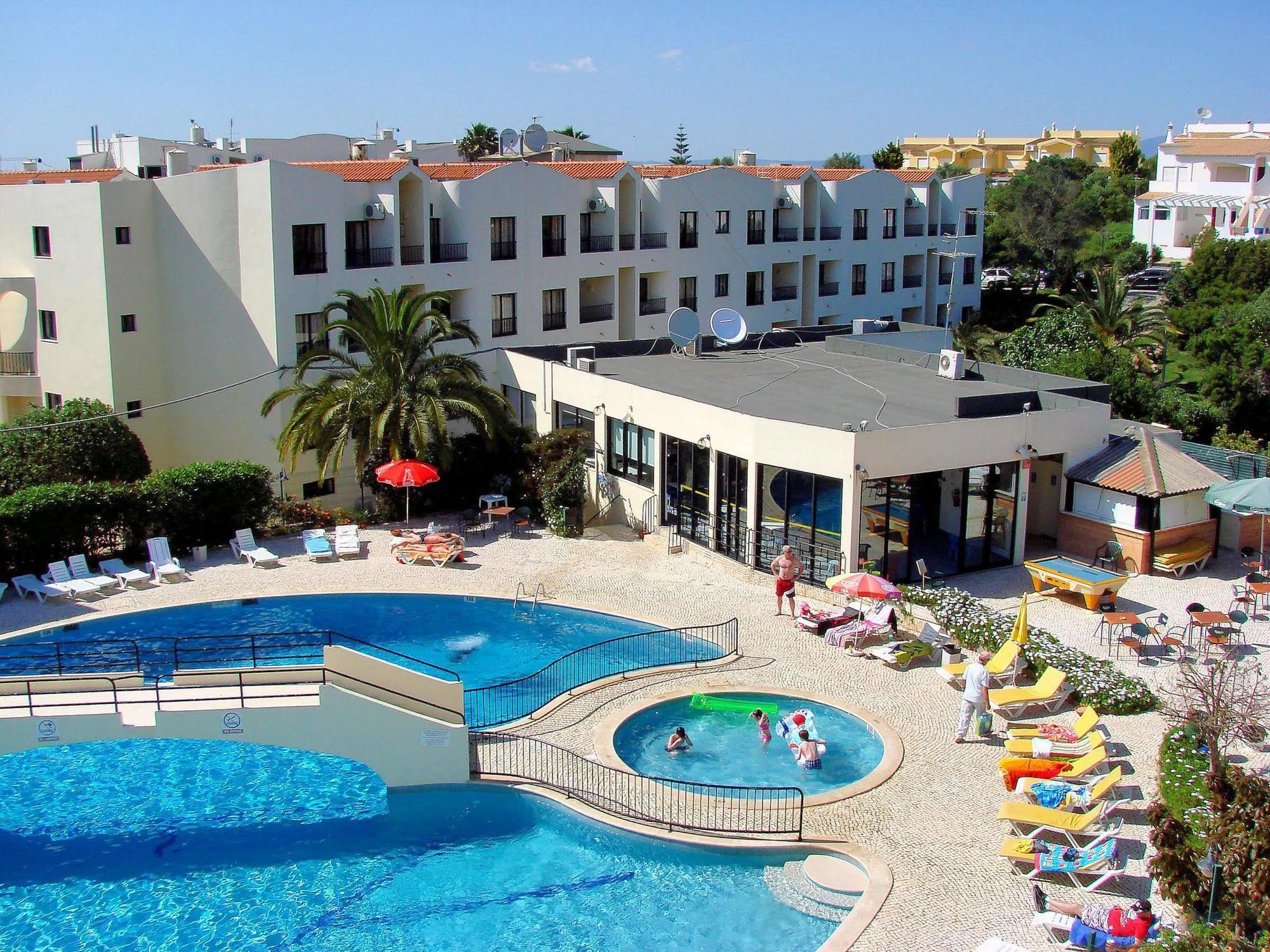 Clube Alvorferias Aparthotel Eksteriør bilde